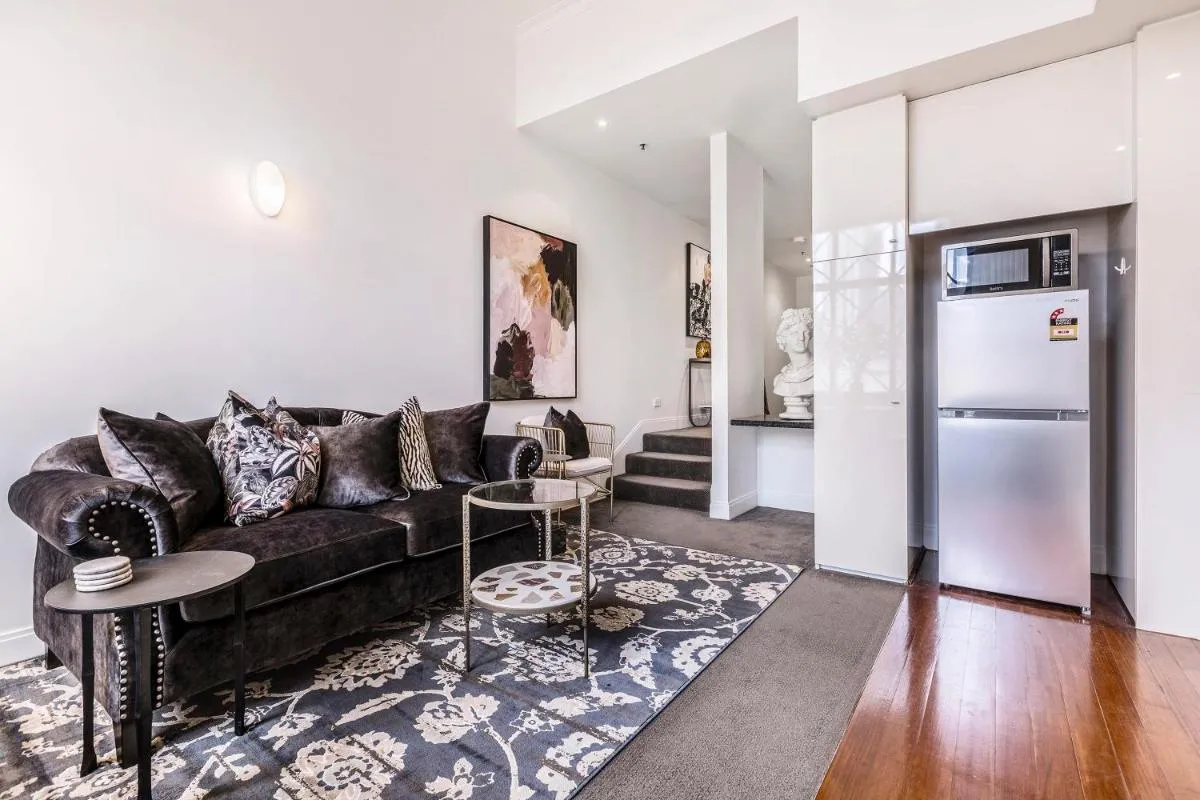 Image 3 of VAQUAY Fifth Avenue In Melbourne CBD