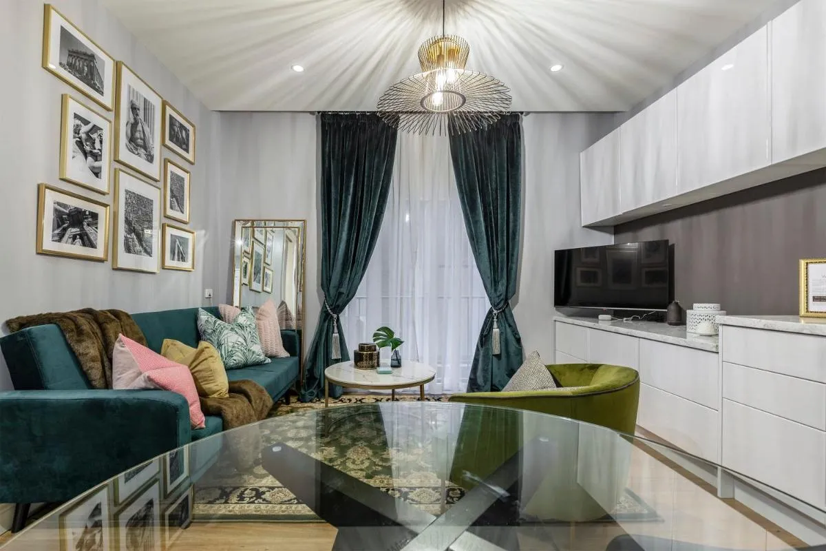 Image 4 of VAQUAY Mon Tresor In Melbourne CBD