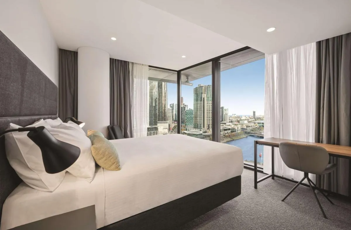 Image 1 of Vibe Hotel Melbourne