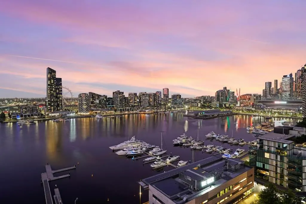Image of Waterfront 3Bed2B2C with 50 Sqm Expansive Balcony