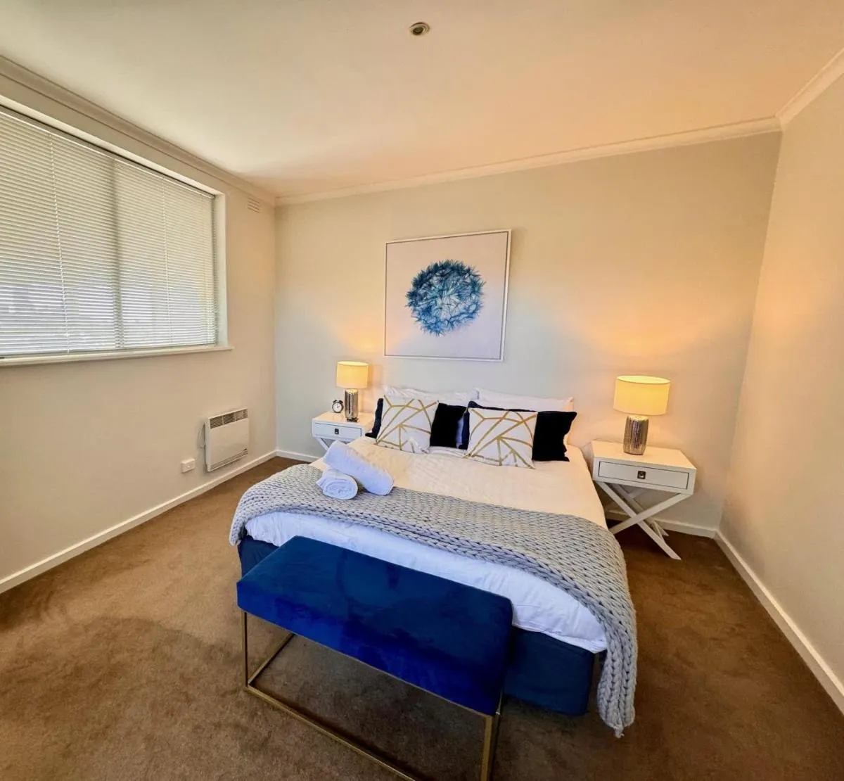 Image 5 of Windsor Prahran Sunny Spacious 1 Bed with Sunroom
