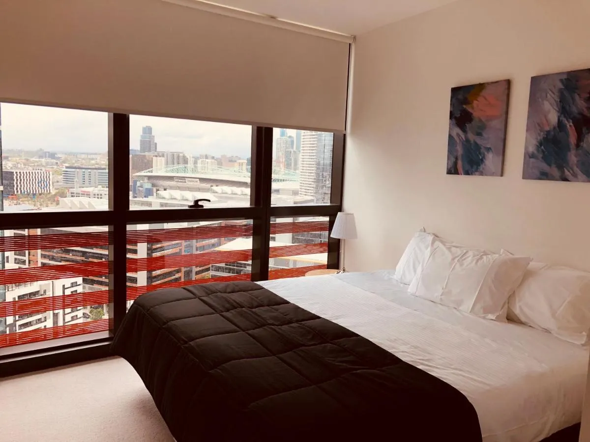 Image 2 of Winston Apartments Docklands