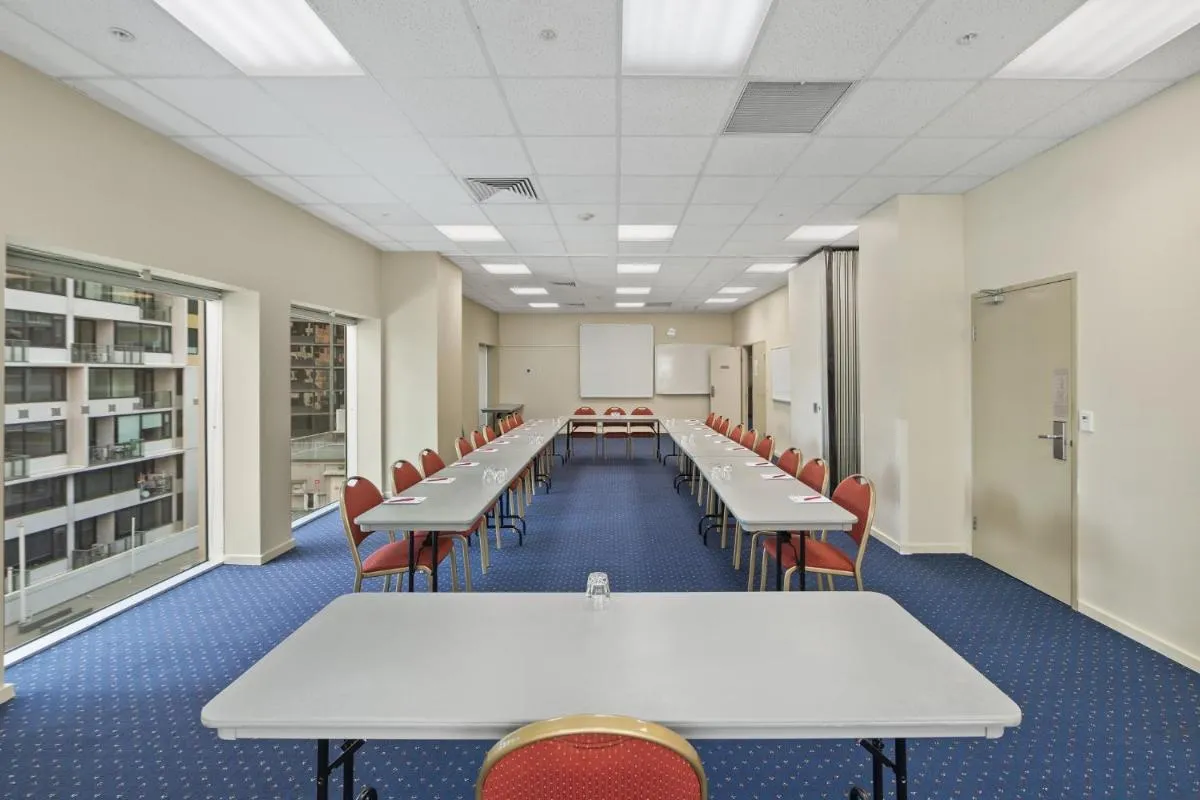 Image 4 of YEHS Hotel Melbourne CBD