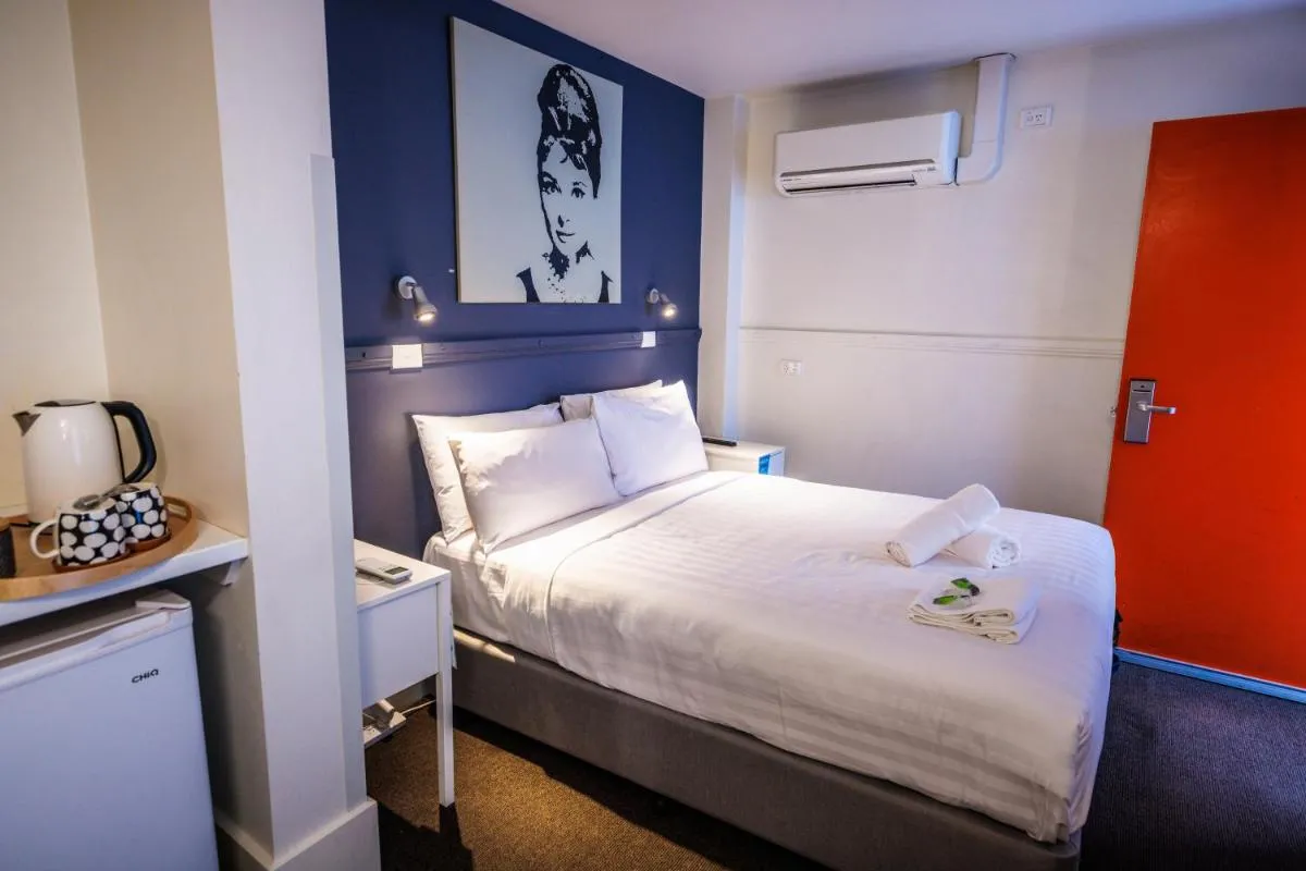 Image 1 of YHA Melbourne Central