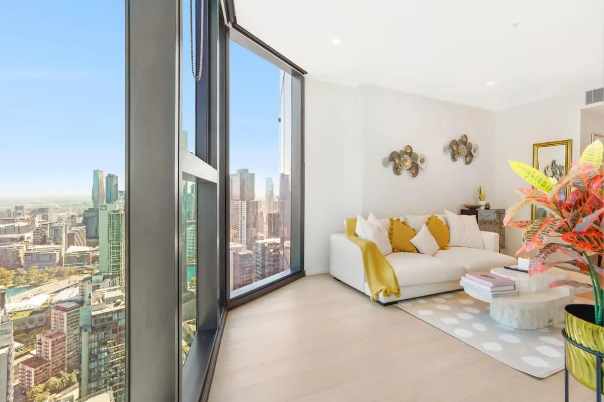 Image 6 of 1 Bed APT with Incredible View – Melbourne Square