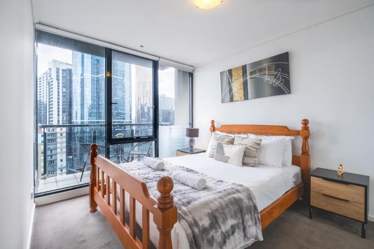 Image 1 of 24th Floor Beauty 2br Southbankpoolgymparking