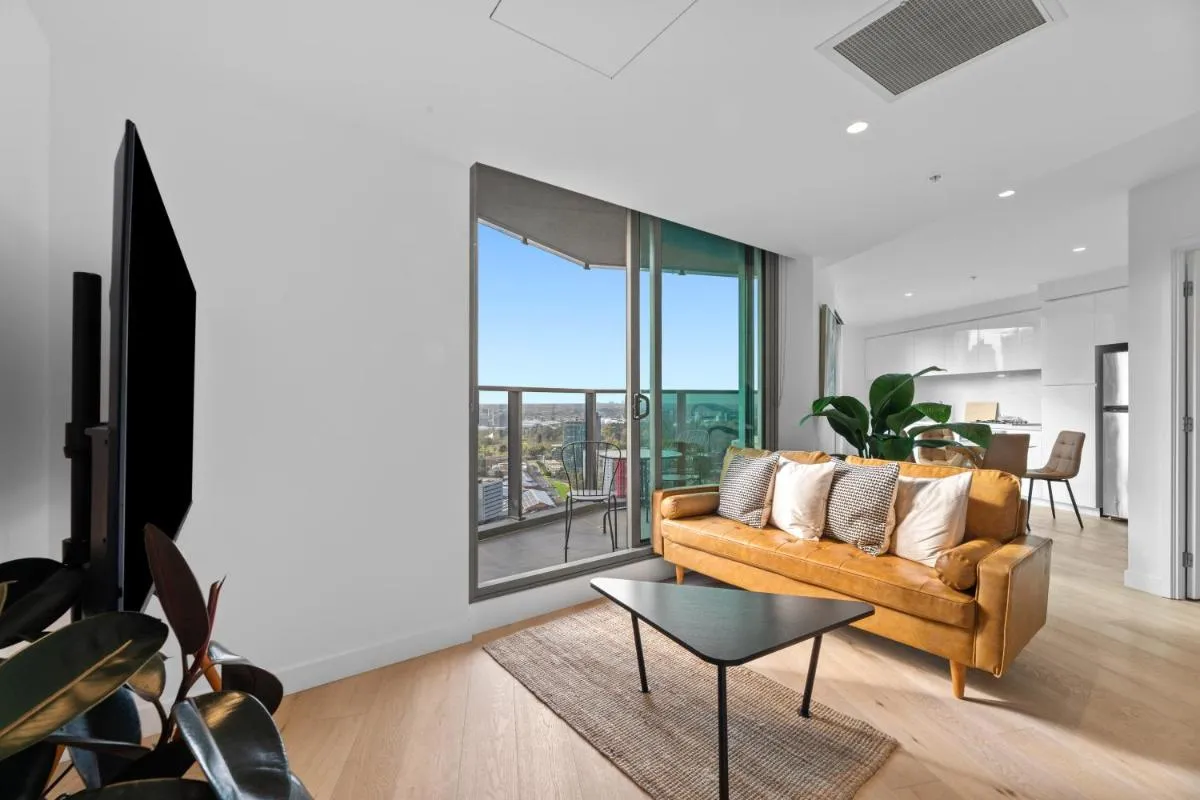 Image 5 of 2BR 2 BATH, Southbank, City View, Lvl 31