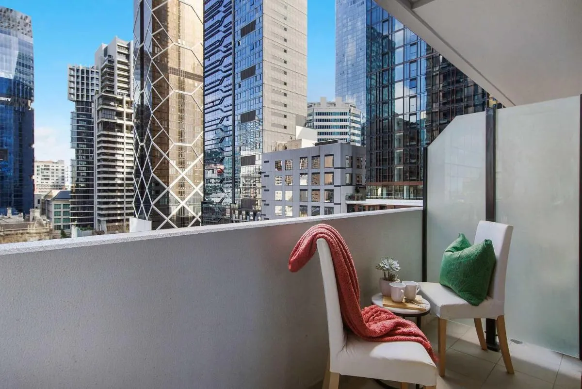 Image 6 of 2BR Apt Next to Melbourne Central with City Views