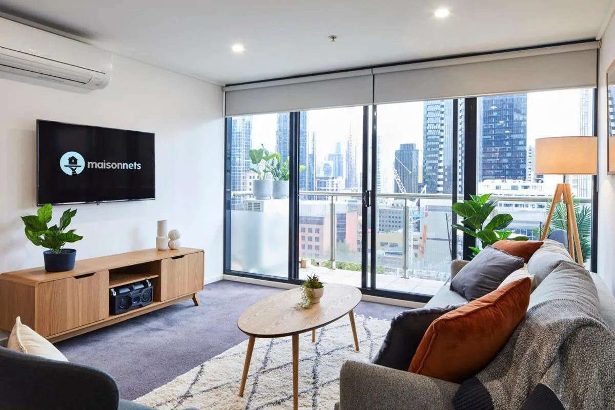Image 5 of 2 Bdrm 2 Bthrm Apt With Parking in Central CBD