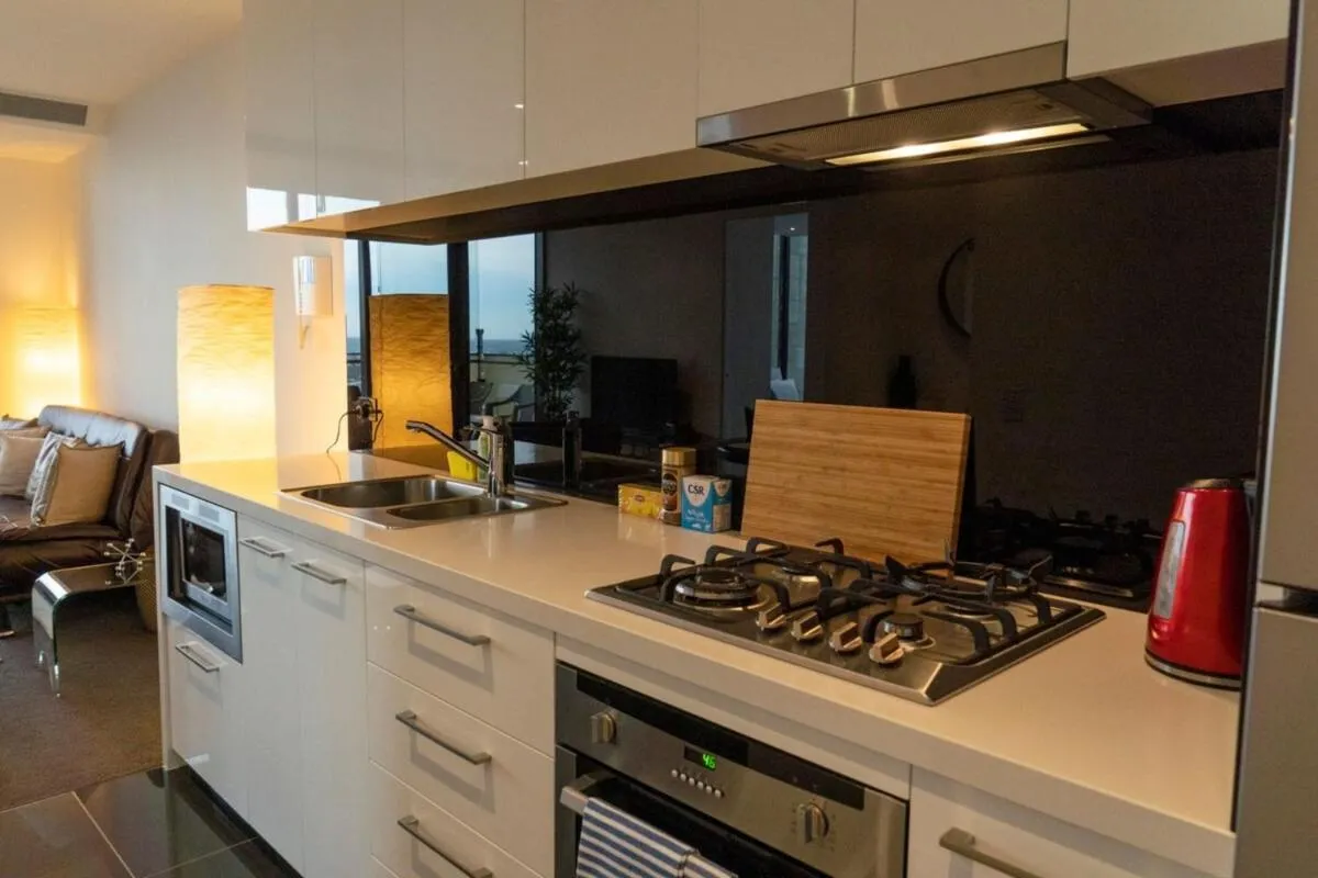 Image 4 of 2 Bedroom Apartment with City Views