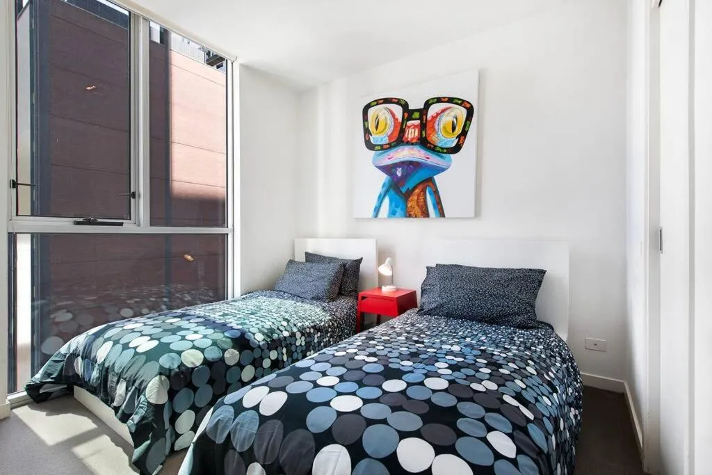 Image 6 of 2Br 2Ba CBD Retreat-Best Location – 1 car space