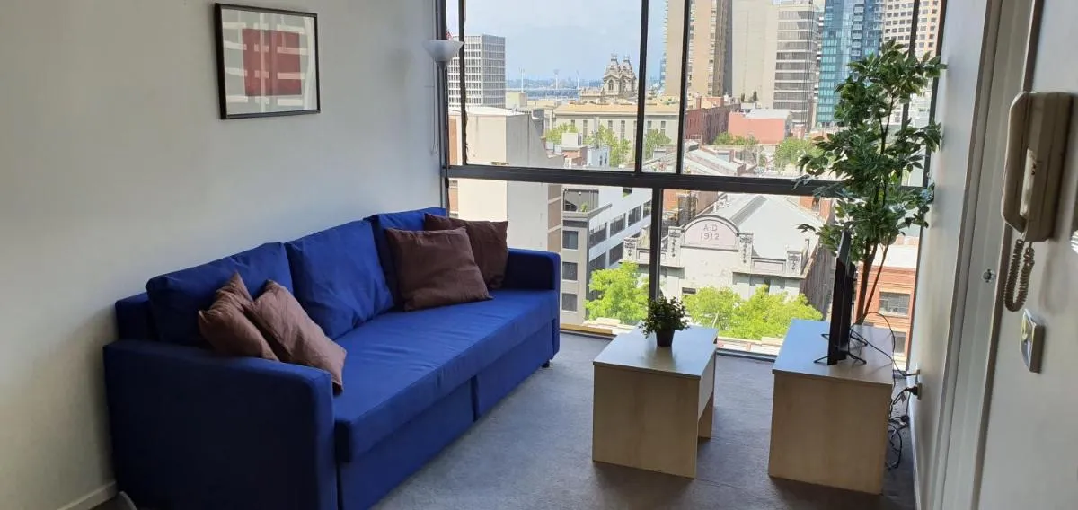 Image 4 of 2 bedrooms CBD FREE Tram apartment (Melb Central, China Town, Queen Victoria Market, Melbourne University, RMIT, etc)