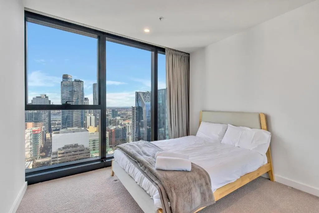 Image of 3BR 2BA Chic Apt with Parking