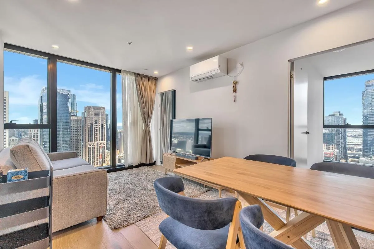Image 4 of 3BR 2BA Chic Apt with Parking