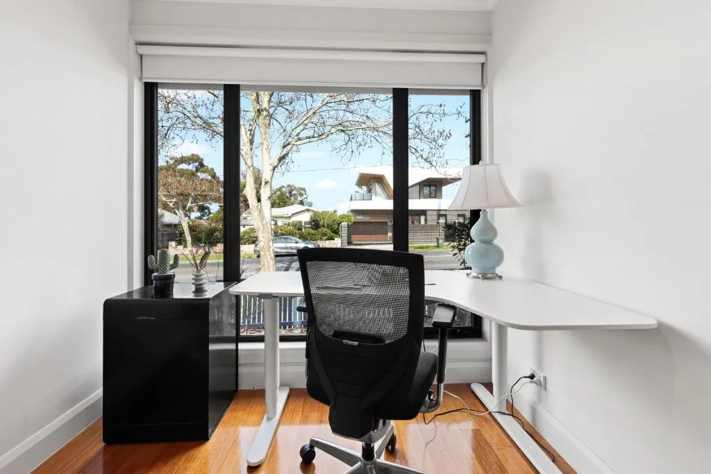 Image of 3BR Boxhill Elegant House