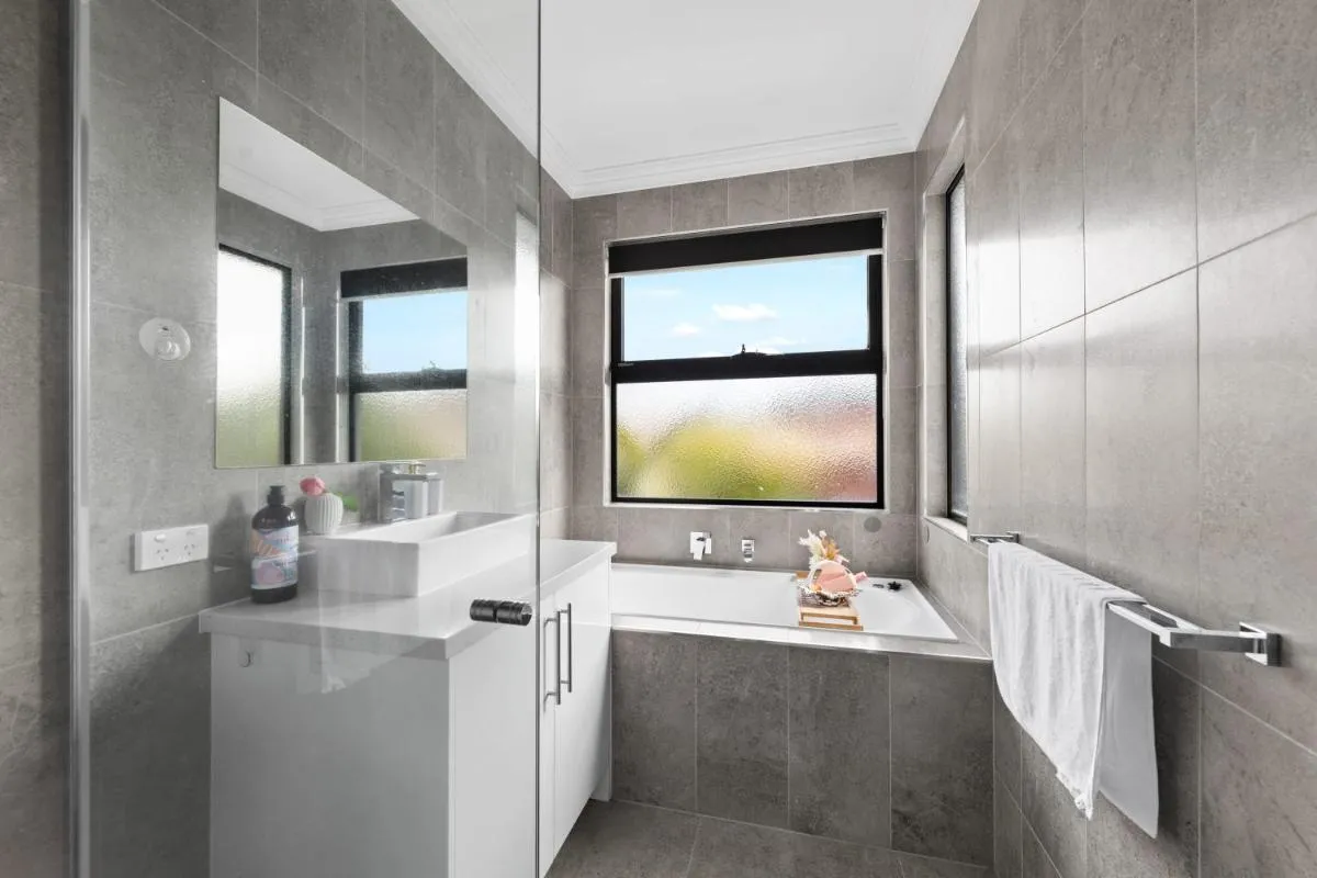 Image 1 of 3BR Boxhill Elegant House
