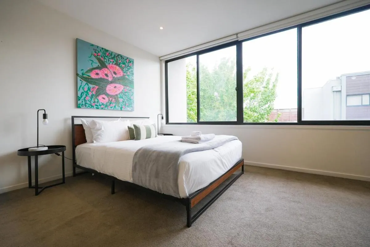 Image 1 of 3 Bathrooms, Ideal Location, Perfect For Groups
