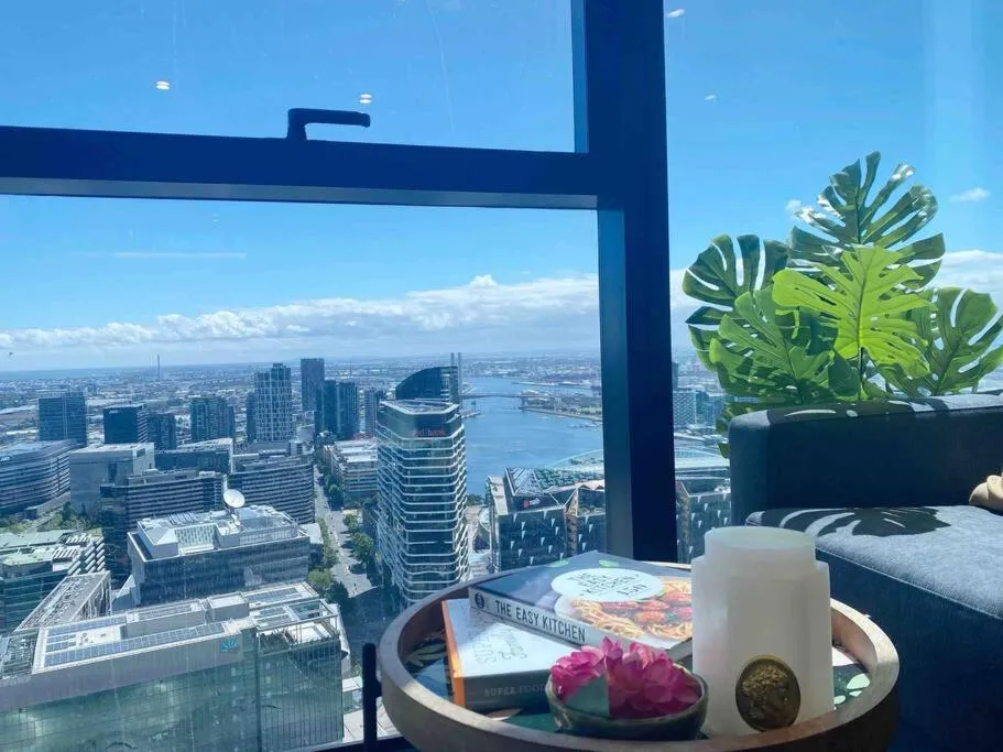 Image of 41st Floor! Premier 2B2B SkyStay@Southern Cross