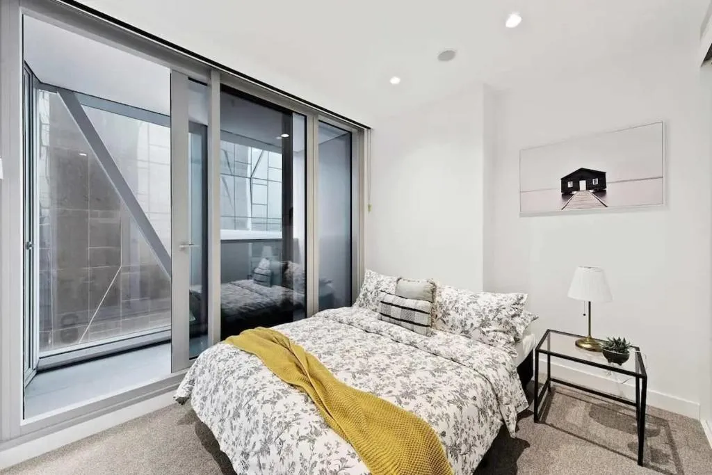 Image of A Comfy Apt Next to Southern Cross FREE Parking