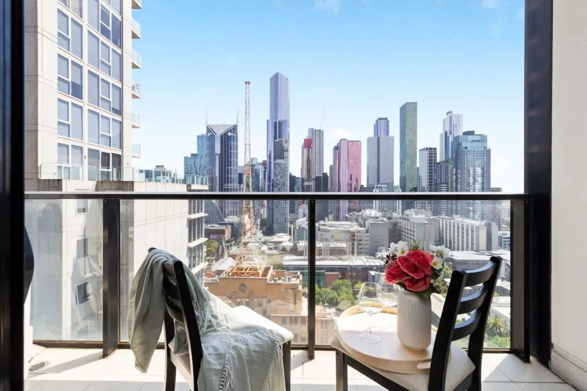 Image 4 of A Cozy 2BR Apt Near Melbourne Central City Views