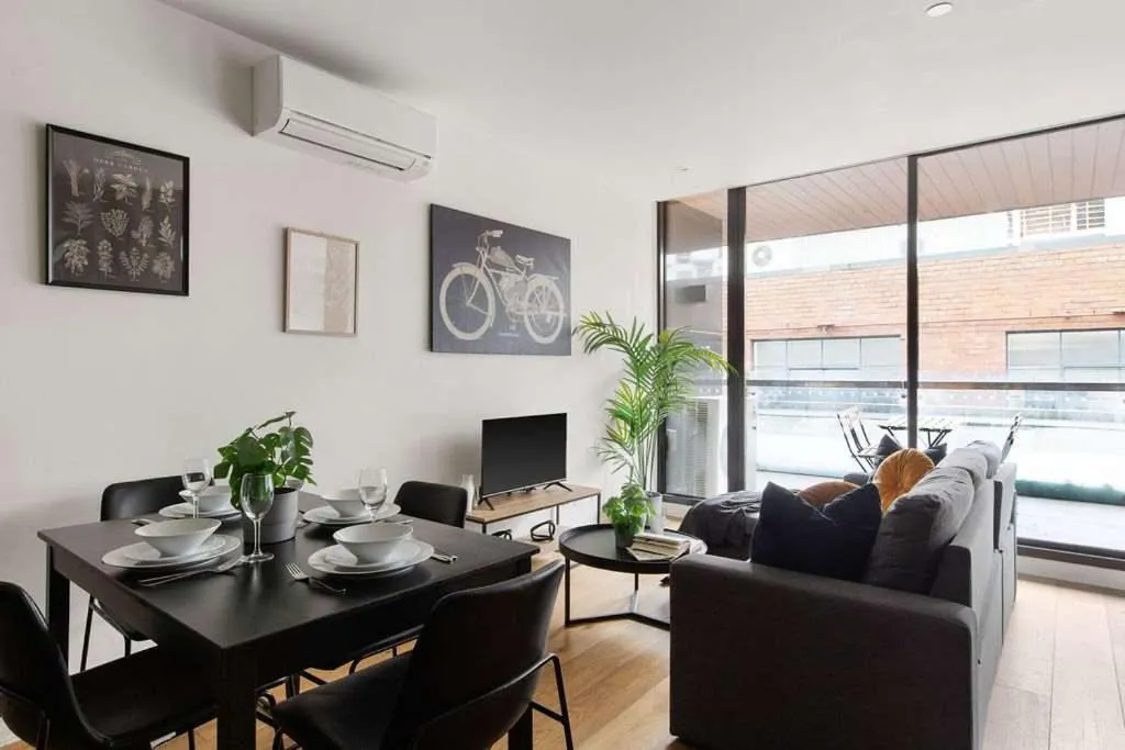 Image 3 of A Modern & Spacious 2BR Apt Near Melbourne Uni