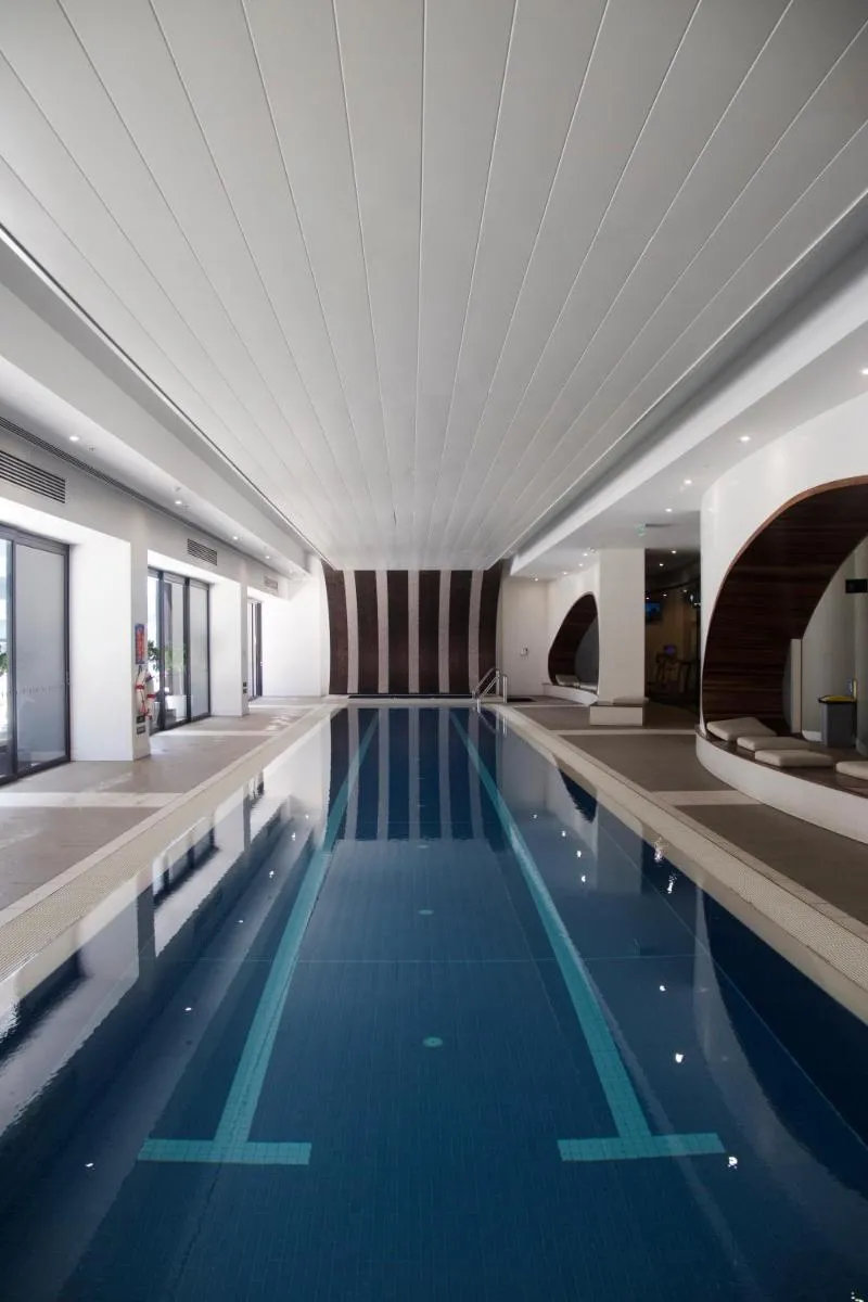 Image 3 of Amazing Accommodations: Vogue
