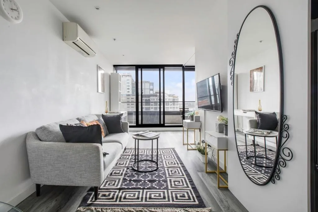 Image of Aura off Flinders Lane – A City Centre Balcony Abode