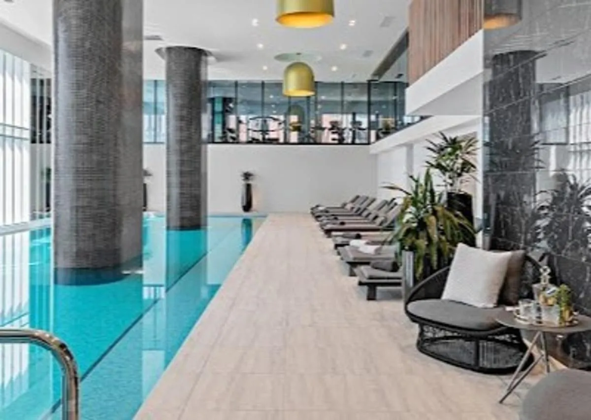Image 3 of Batman 2br2ba Overlooking Stadium Pool Gym Park