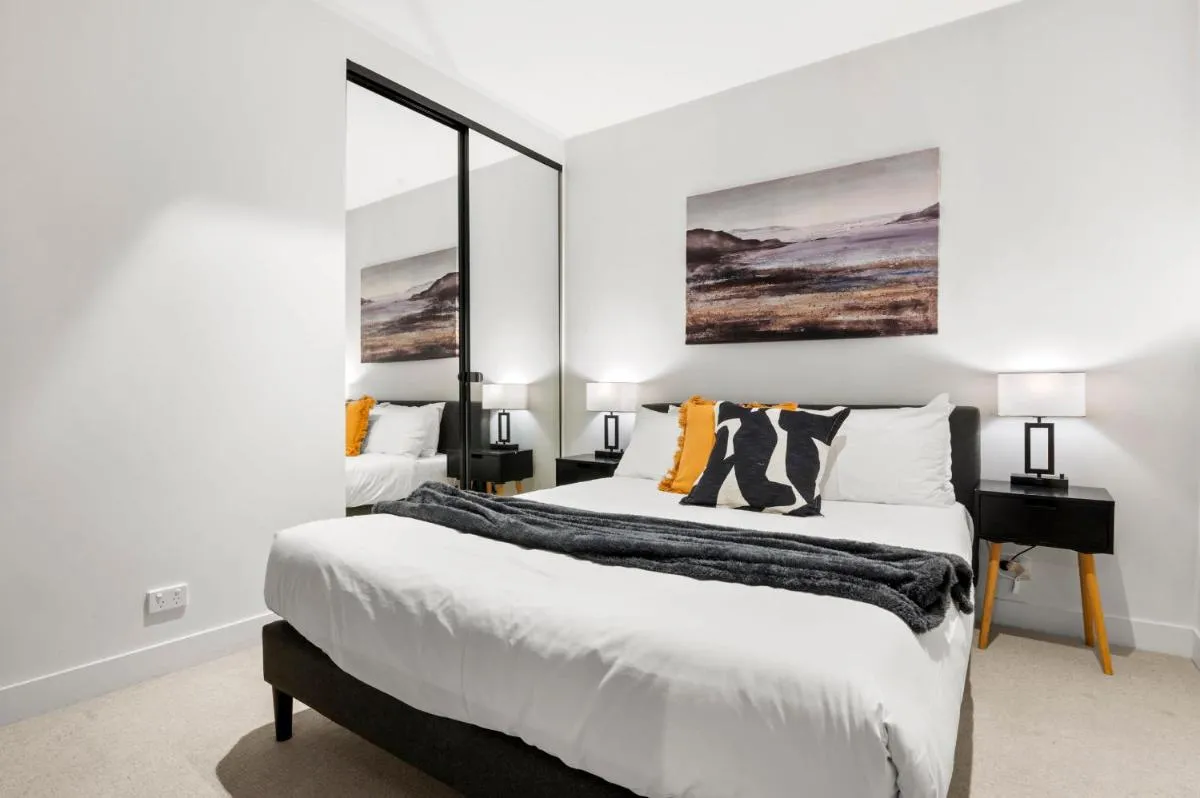 Image 5 of Blue Haven at Marvel Stadium – Rooftop Pool & Free Parking