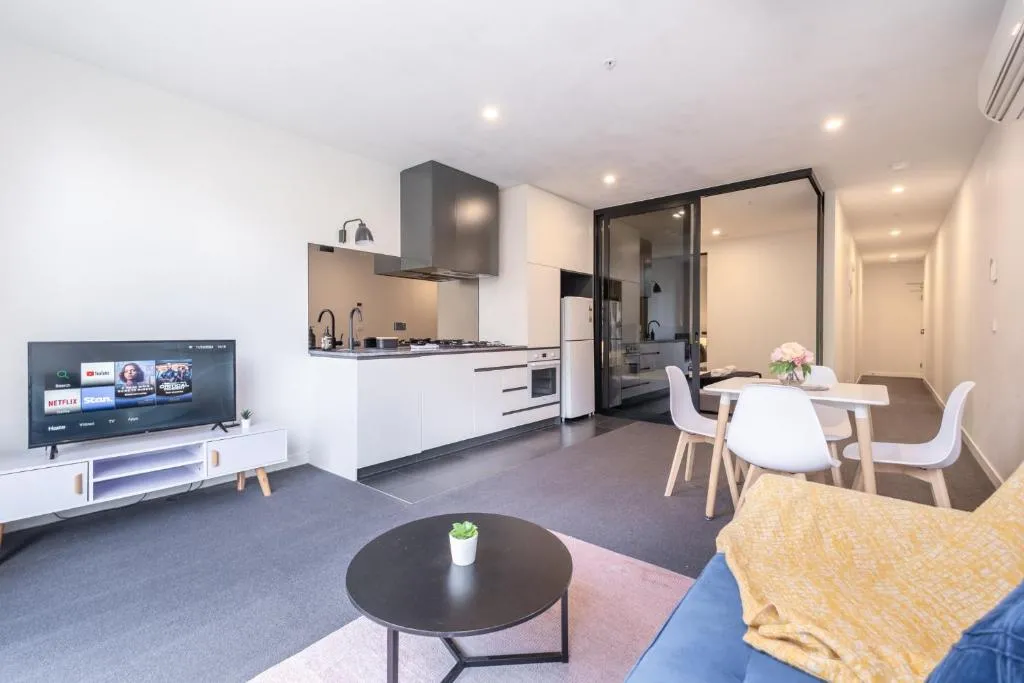 Image of Bourke 2br1ba Apt Close To Chinatown Centre