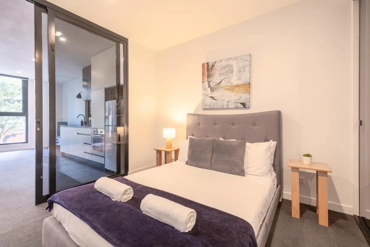 Image 1 of Bourke 2br1ba Apt Close To Chinatown Centre