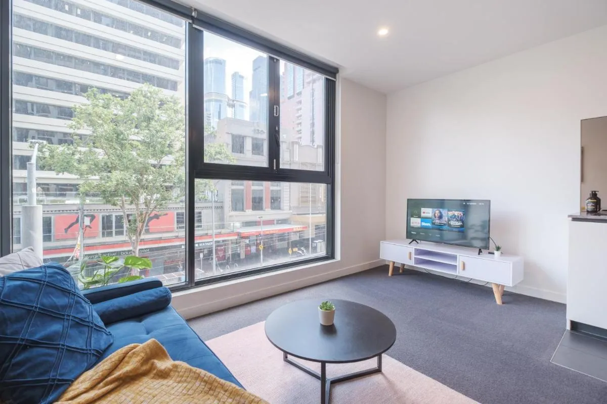 Image 4 of Bourke 2br1ba Apt Close To Chinatown Centre