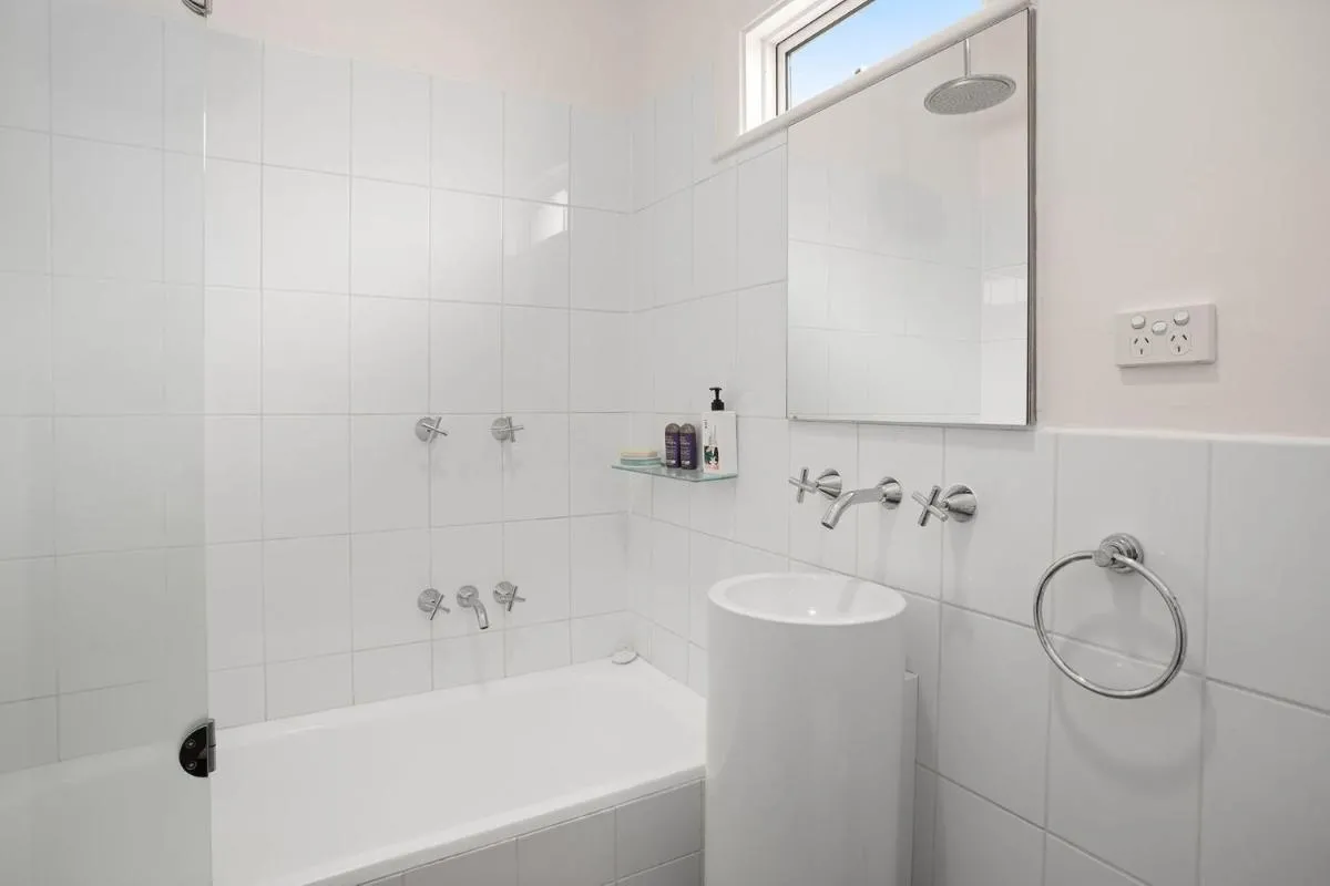 Image 2 of Boutique Stays – Cherrybombe