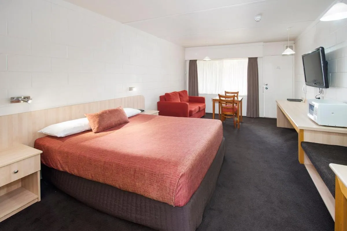 Image 1 of Box Hill Motel