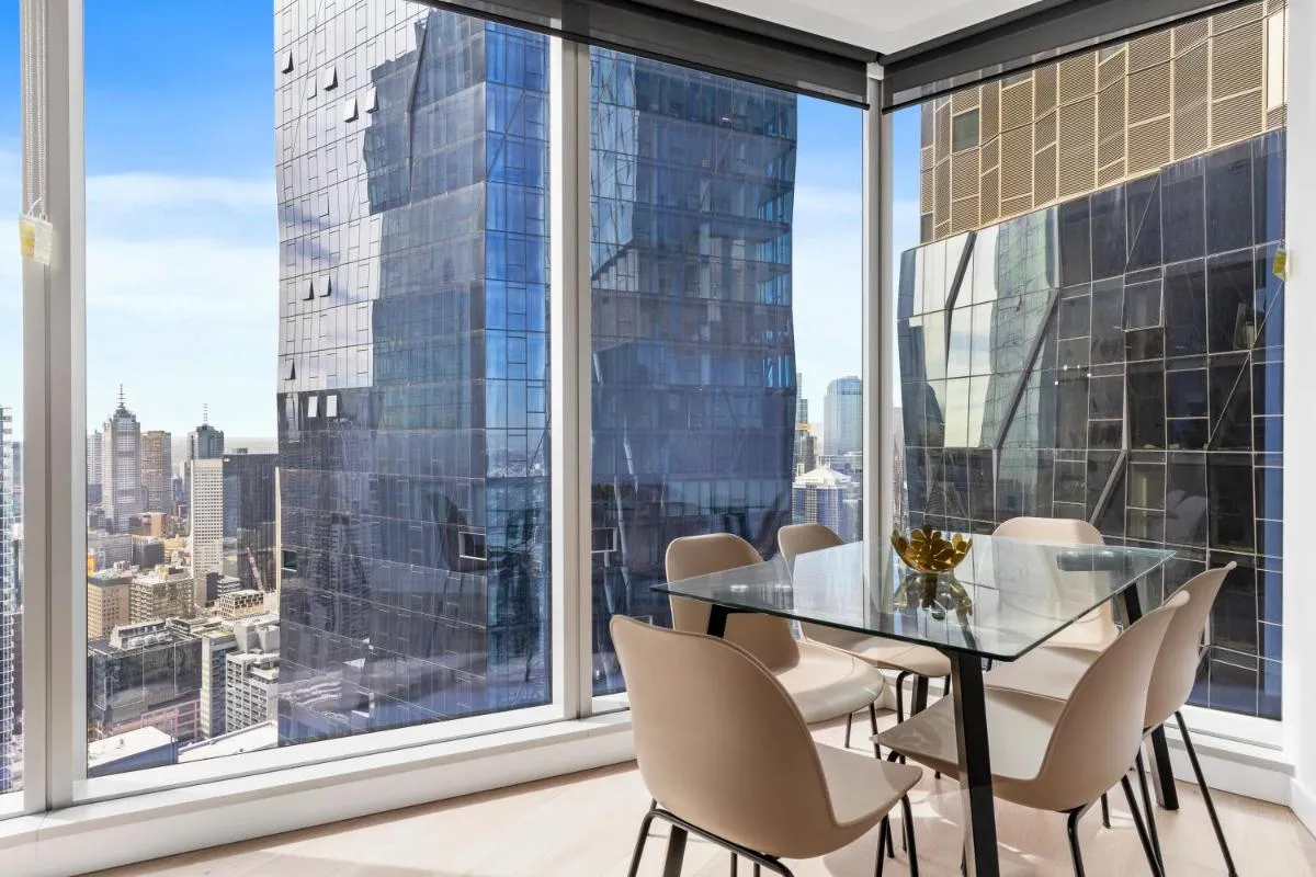Image 6 of Brand New Apt Best CBD Area Lvl 59 w Views!