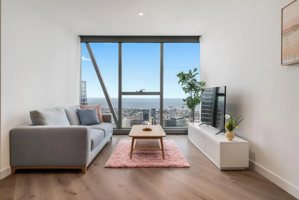 Image of Breathtaking City and Bay Views Apt Best Location