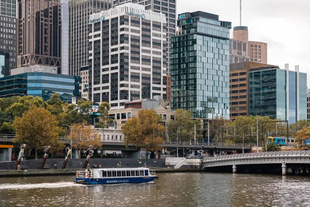 Image 5 of CBD 2BRM Apartment Yarra River Skyline View Free Parking