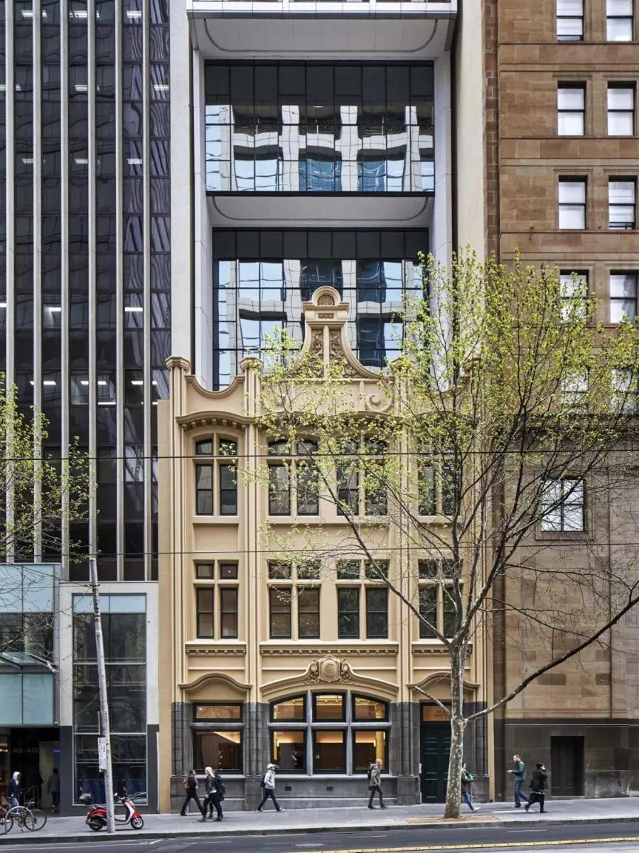 Image 5 of CBD Fabulous View 2BR high in the sky on Collins