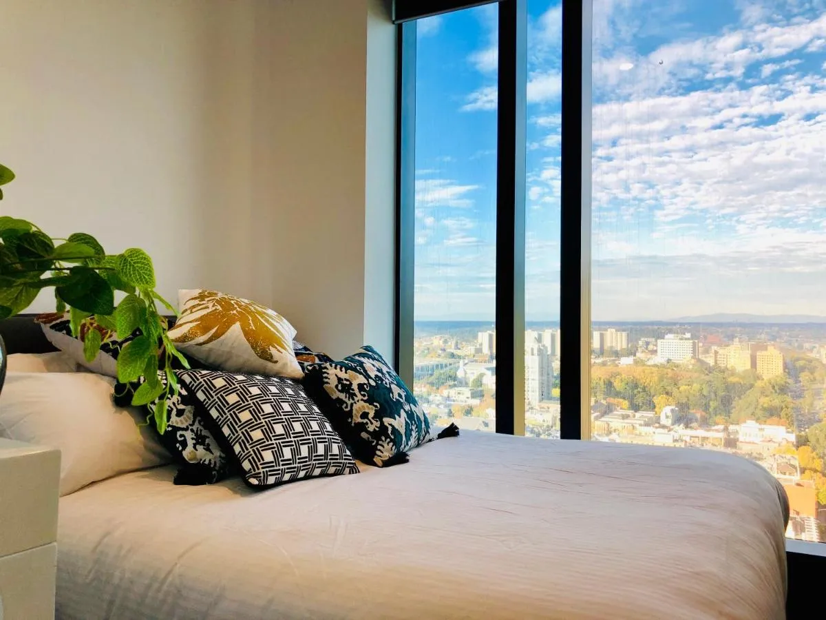 Image 1 of CBD Melbourne, 2 Bed Rooms & 2 Bath Rooms APT