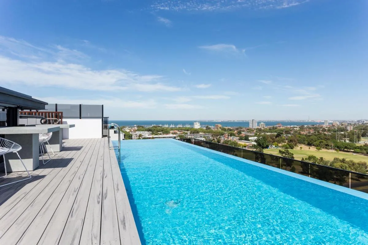 Image 1 of COMPLETE HOST Park View St Kilda