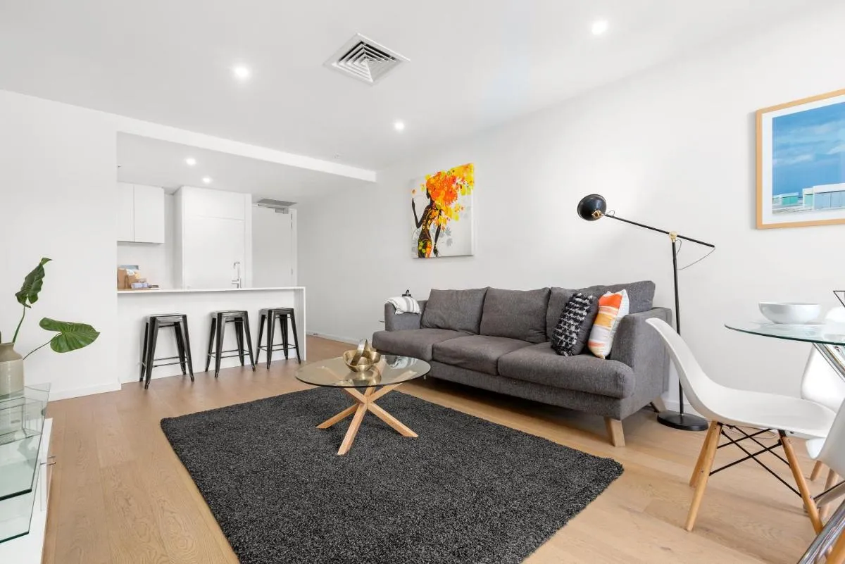 Image 5 of COMPLETE HOST Park View St Kilda