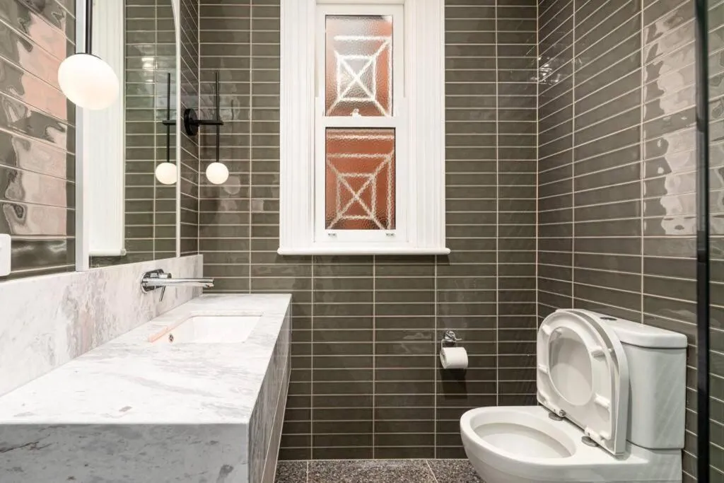 Image 6 of Camberwell Heritage Glamour