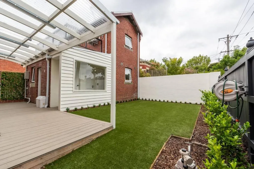 Image 4 of Camberwell Heritage Glamour