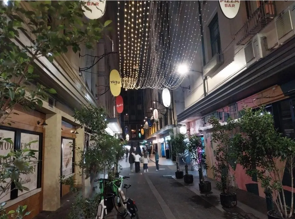 Image 5 of Captain America K Studio Apt CBD