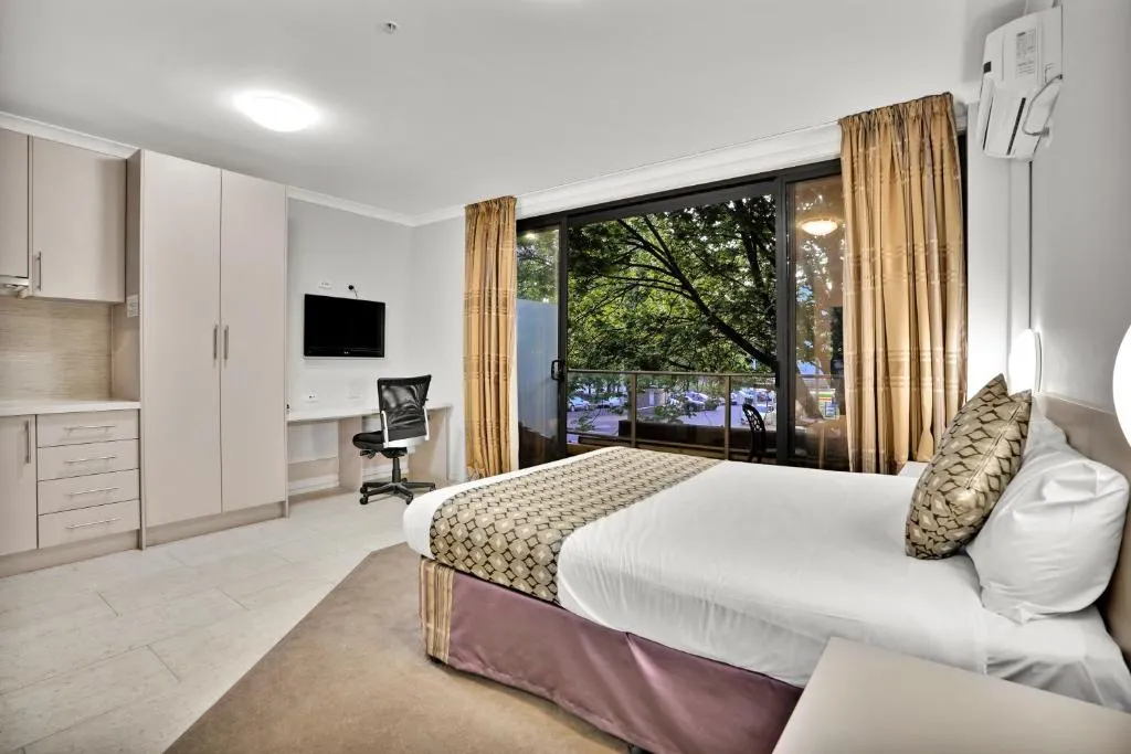 Image of Carlton Lygon Lodge – Close to Melbourne Uni