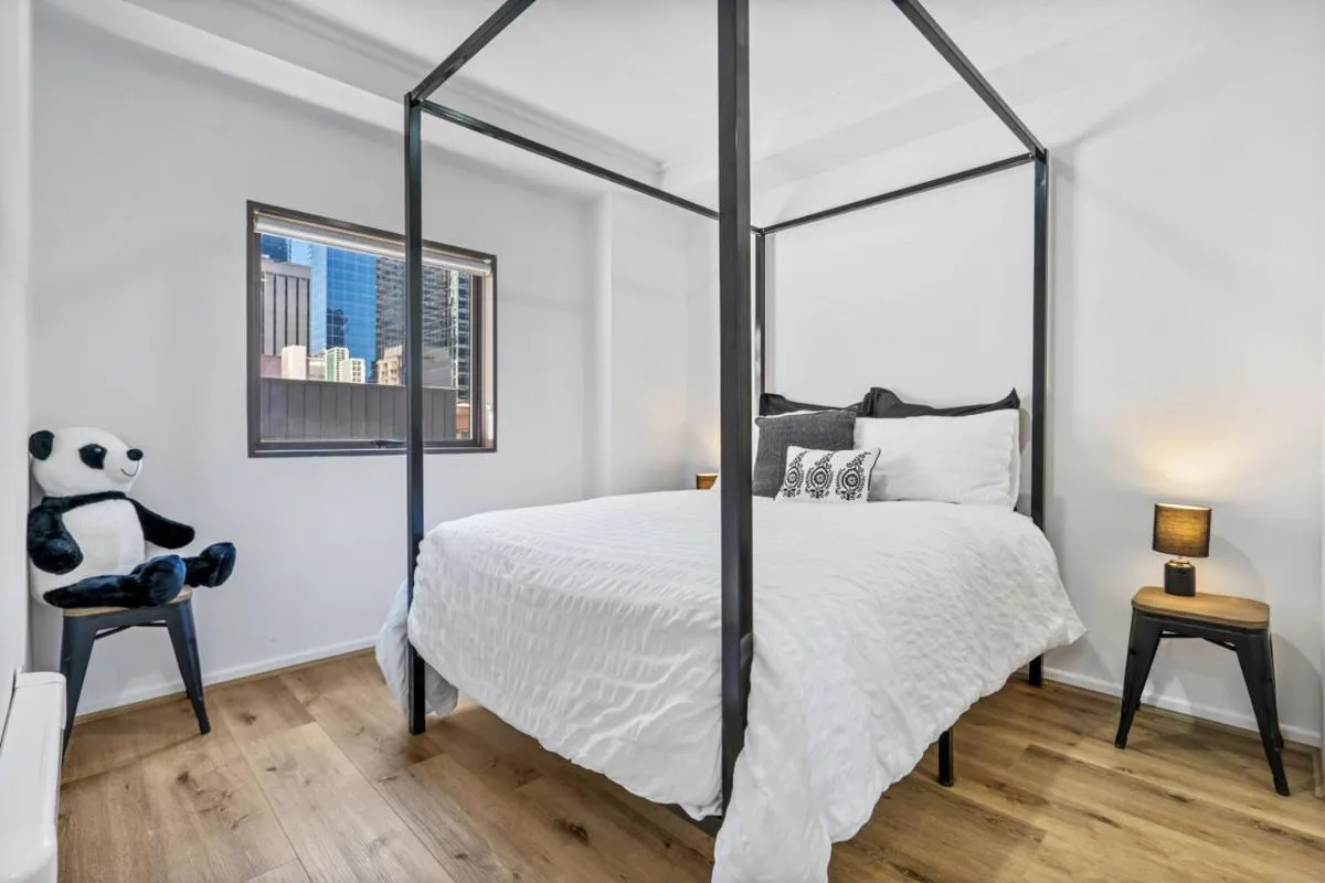 Image 1 of Central City Chic – sleeps 6, free parking