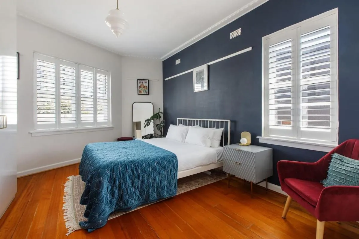 Image 1 of Charnwood Vintage – Effortless Elegance in St Kilda