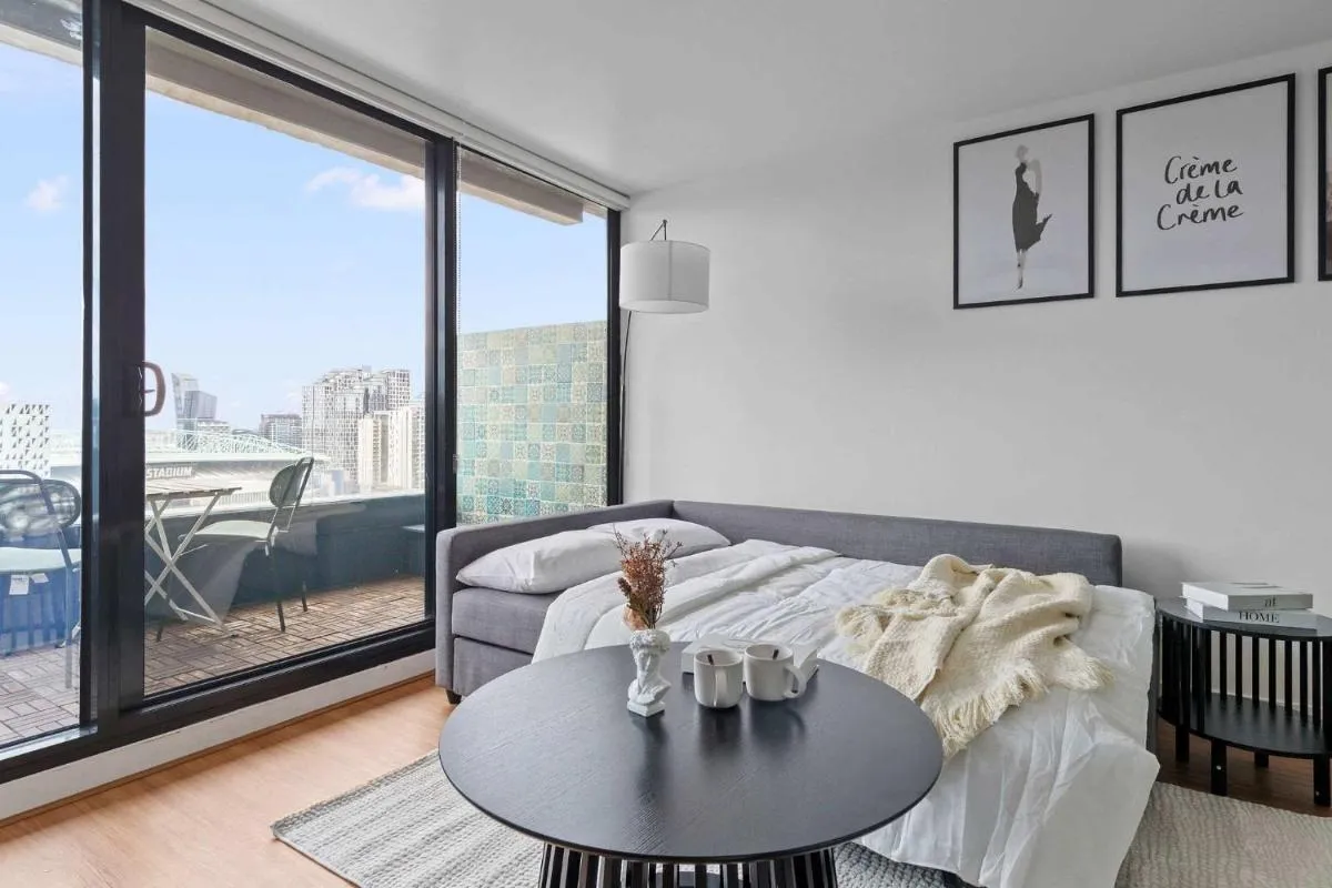 Image 1 of Chic Apartment by Southern Cross FREE Parking