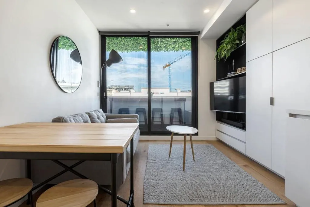 Image of Collingwood Charm – Centrally Located with Balcony