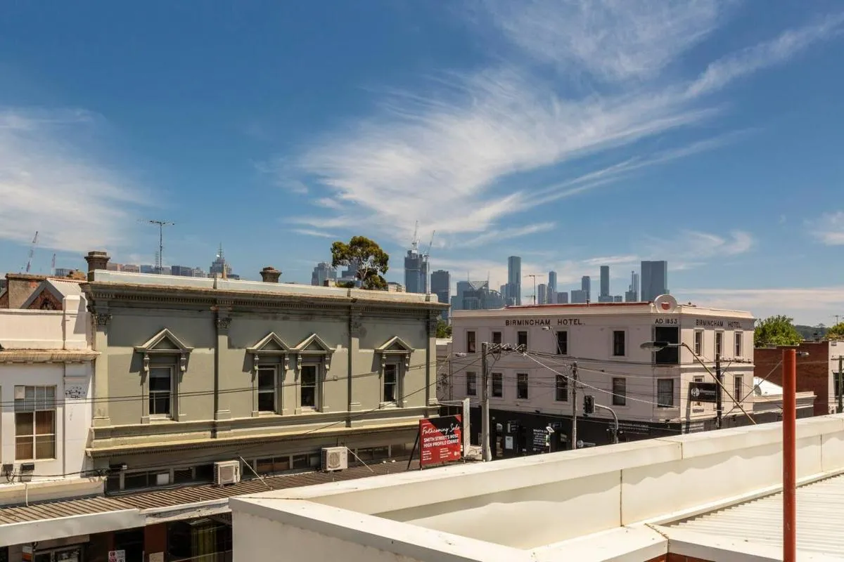 Image 5 of Collingwood Charm – Centrally Located with Balcony